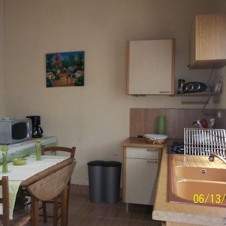 Alaguyauder Le Studio Chatillon-sur-Broue Luaran gambar